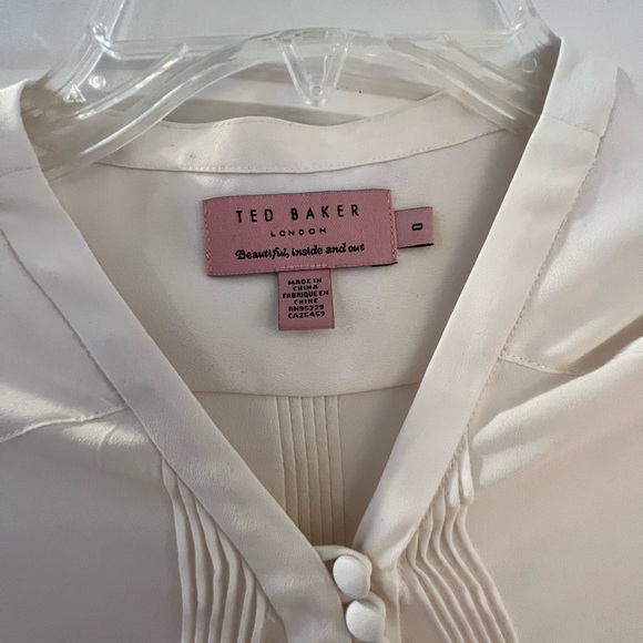 Ted Baker Blouse never worn. - Picture 2 of 3